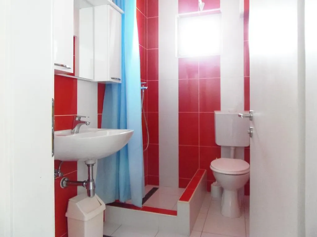 Ultima Apartments Povljana Croatia