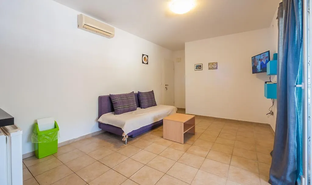 Ultima Apartments Povljana Croatia
