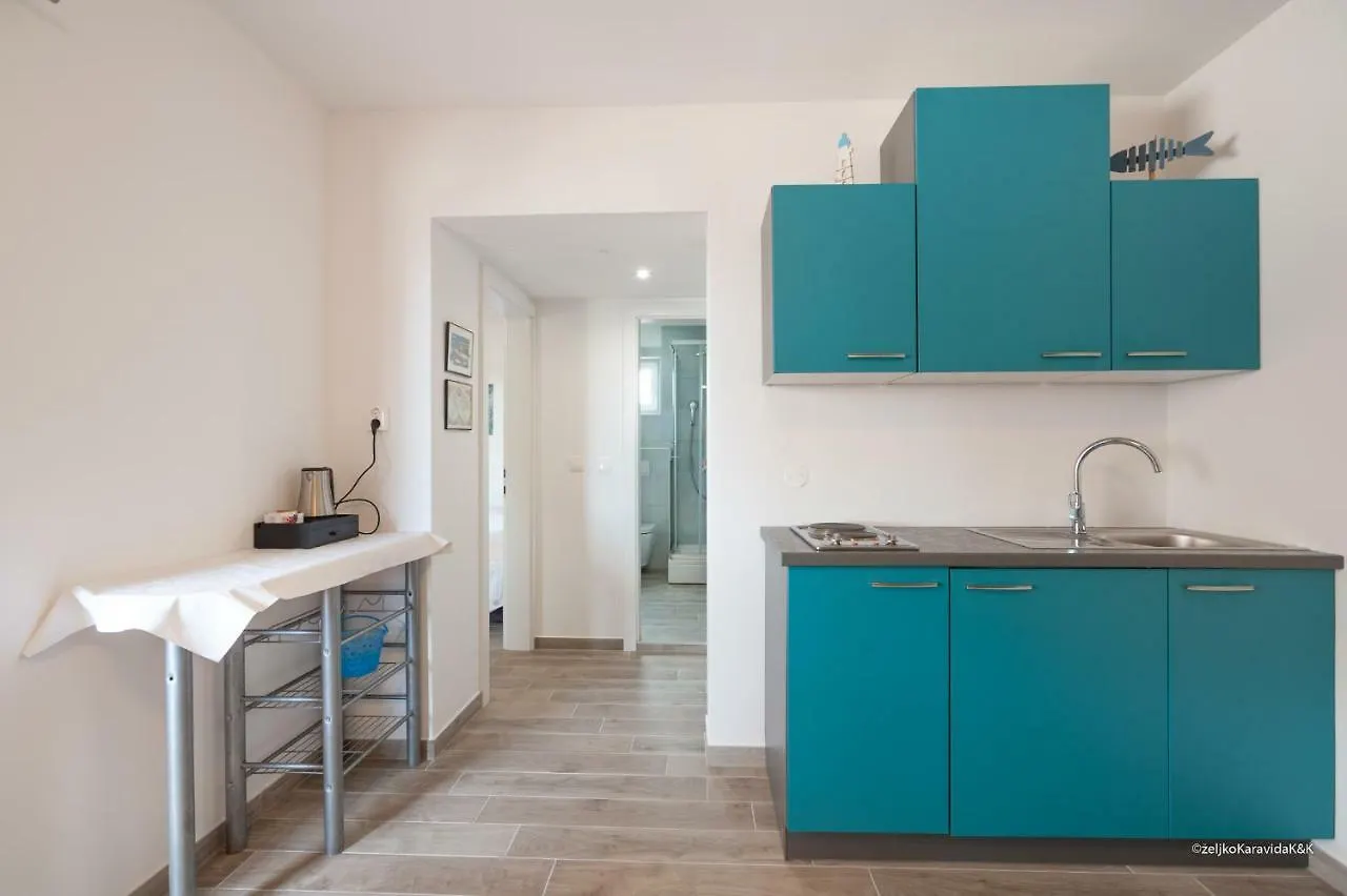 Ultima Apartments Povljana 0*,  Croatia