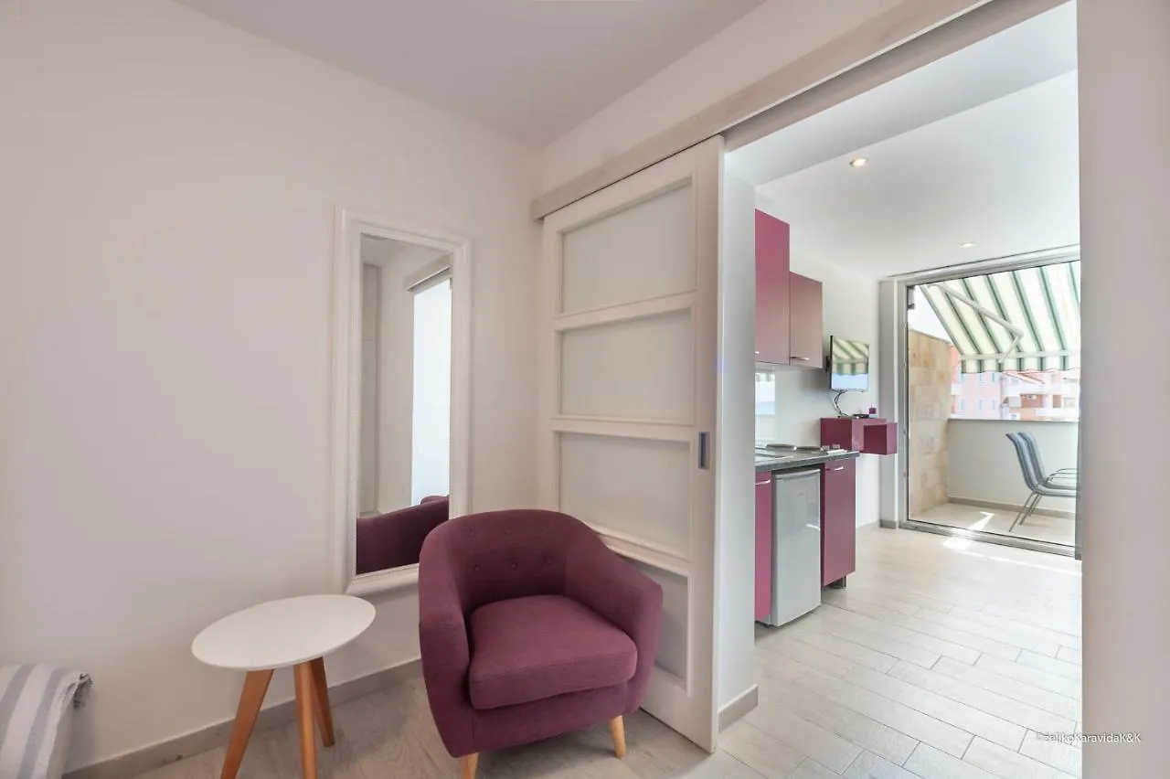 Ultima Apartments Povljana